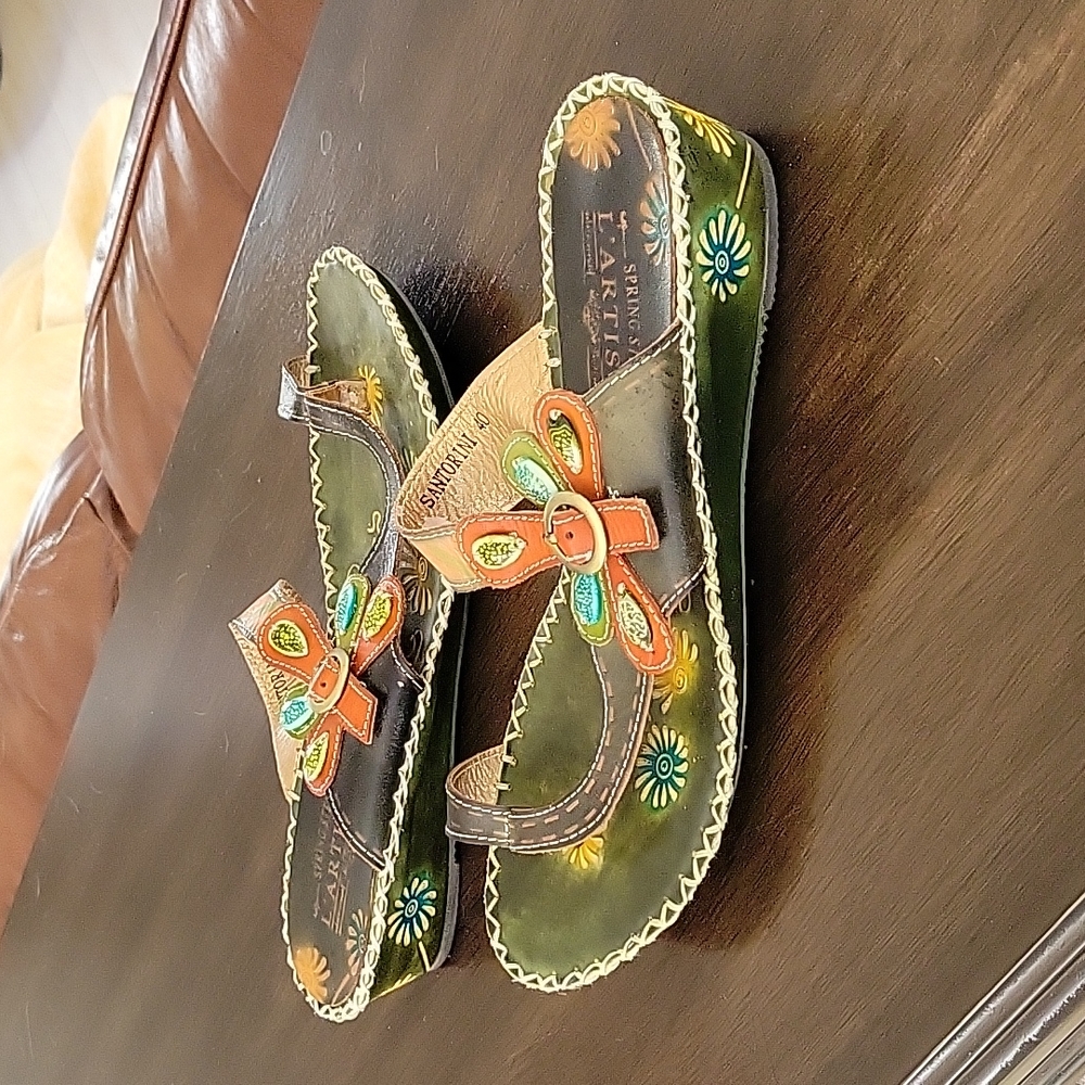 L'Artiste Spring Step Santorini Sandals sz 40 (US 9)